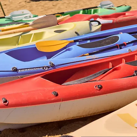 With Garden In With Pool *