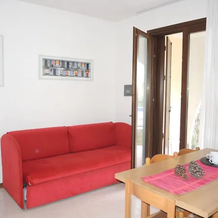 Apartamento With Garden In With Pool