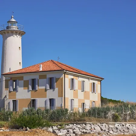 With Garden In With Pool Daire *