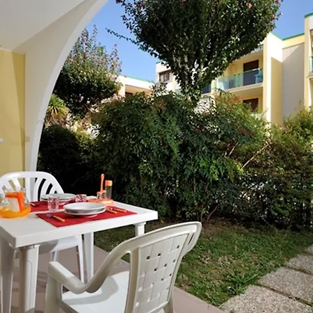 شقة With Garden In With Pool *