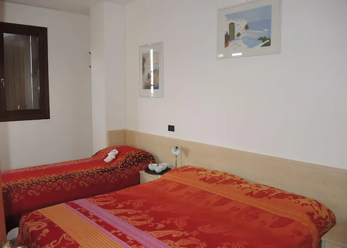 With Garden In With Pool